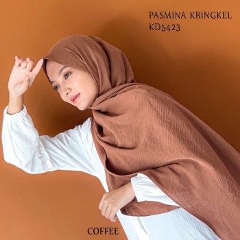 https://tokopandawa.com/32936-thickbox_default/pasmina-kringkel-kd5423.jpg