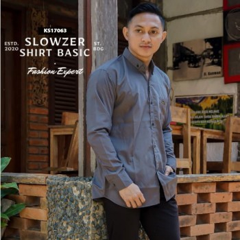 https://tokopandawa.com/38592-thickbox_default/baju-kemeja-pria-slowzer-ks17063.jpg