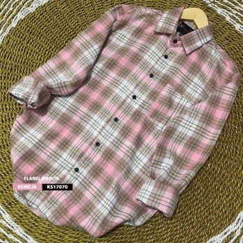 https://tokopandawa.com/38599-thickbox_default/kemeja-wanita-flanel-ks17070.jpg