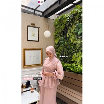 https://tokopandawa.com/38757-thickbox_default/baju-pesta-nilam-ks17176.jpg